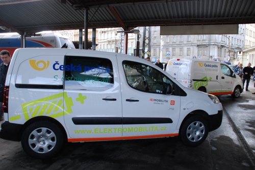 Nárůst elektromobilů na silnicích v Česku