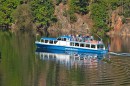 K desetiletému výročí přináší lodní doprava na Dalešické přehradě řadů akcí a překvapení pro turisty i školní výlety