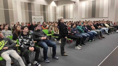 Studenti středních škol diskutovali s Danou Drábovou o jádře