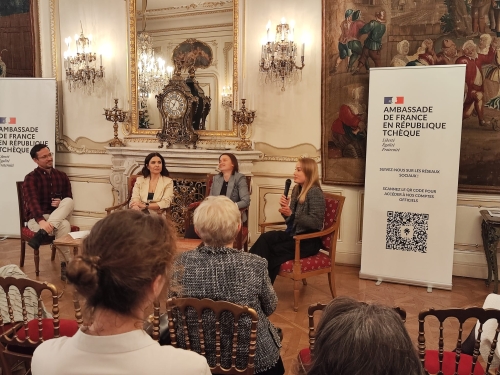 Sdružení Žen v jádře - WINky navštívili francouzské velvyslanectví v Praze