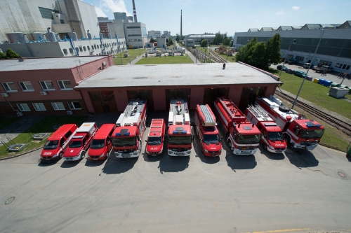 Rychlá pomoc elektrárenských hasičů obyvatelům v okolí Dukovan je stále významnější. Zasahují u nehod, požárů i při záchraně lidských životů.