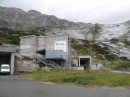 Švýcarské Alpy skrývají ve svých žulách podzemní laboratoř. Pracují tam i čeští vědci